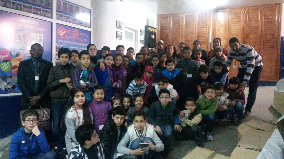 Des élèves du Groupe scolaire Alpha en visite au Journal de Tanger