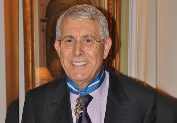 La médaille espagnole de l’Ordre du Mérite décernée au président de l’ACAHM le Dr Mohamed El Khattabi