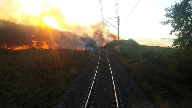 Tanger isolée à la suite d’un gigantesque incendie à Jbel Lahbib