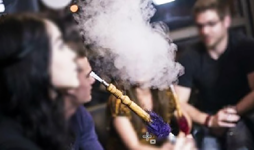 Descente dans un café à chicha à Tanger