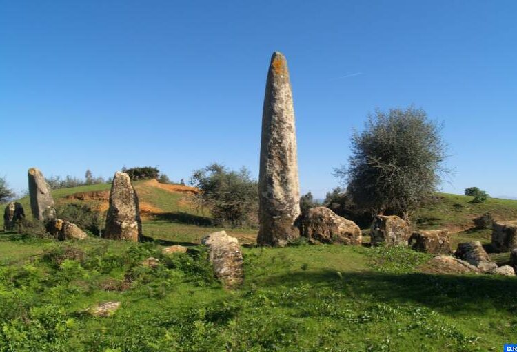 LE TEMPS DES ARCHIVES Le cromlech de M’zorah et « l’homme de Tanger »