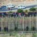 Emigration clandestine 2000 migrants Subsahariens prennent d’assaut la frontière de Melilia