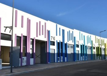 Zones d’activités économiques à Tanger Livraison de magasins au profit  d’opérateurs dans le secteur informel