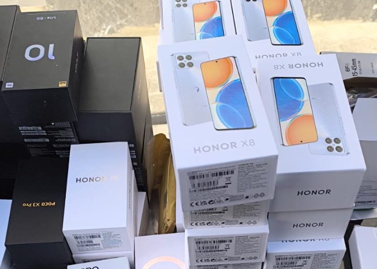 Tanger Med: Mise en échec d&rsquo;une tentative de trafic de téléphones portables