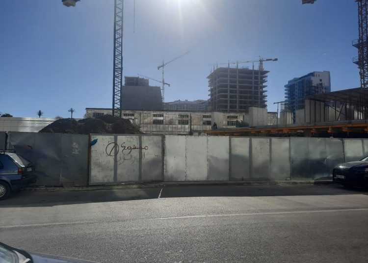 Retour à l’exploitation non légale  et au braconnage