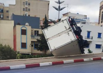 Un dérapage de camion sans grands dégâts