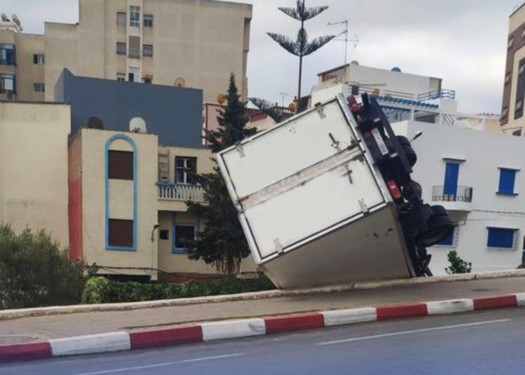 Un dérapage de camion sans grands dégâts