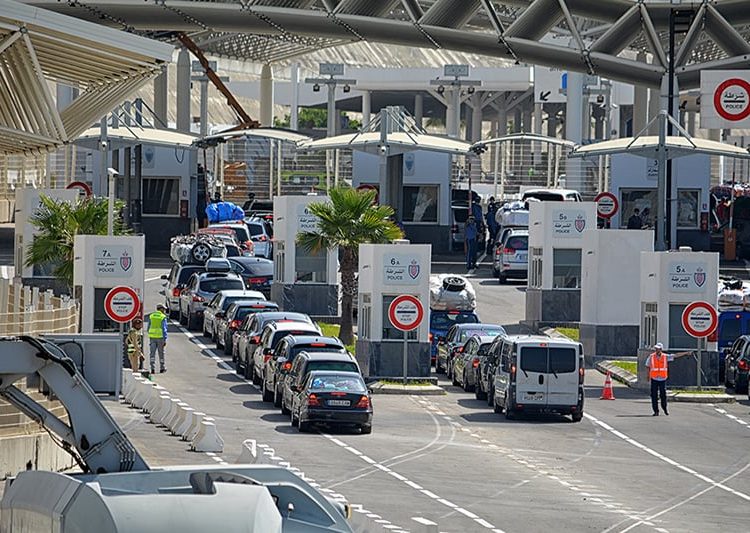 Tentatives d&rsquo;acheminement de 22 voitures vers Tanger.