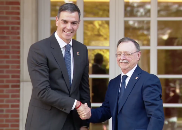 Le gouvernement de Ceuta sous le Flux de migrants mineurs