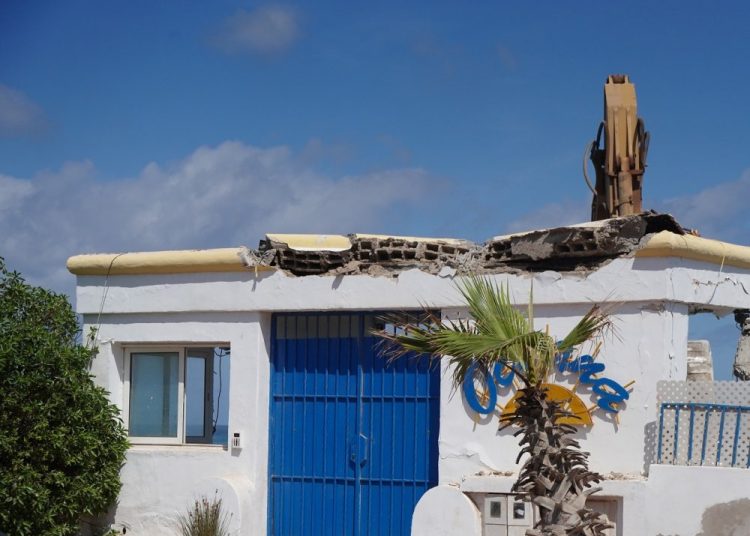 Logements rasés à Fnideq