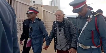 Mohamed Ziane entame une grève de la faim pour dénoncer sa détention prolongée